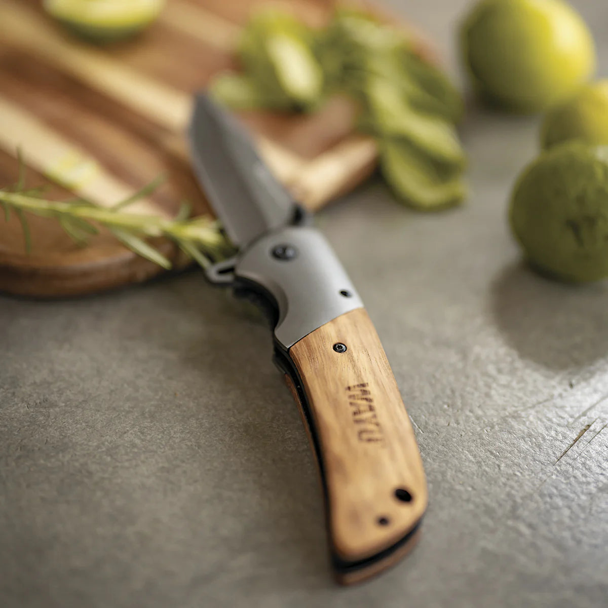 Cuchillo Navaja Plegable de Acero Inoxidable con Mango de Madera - Wayu