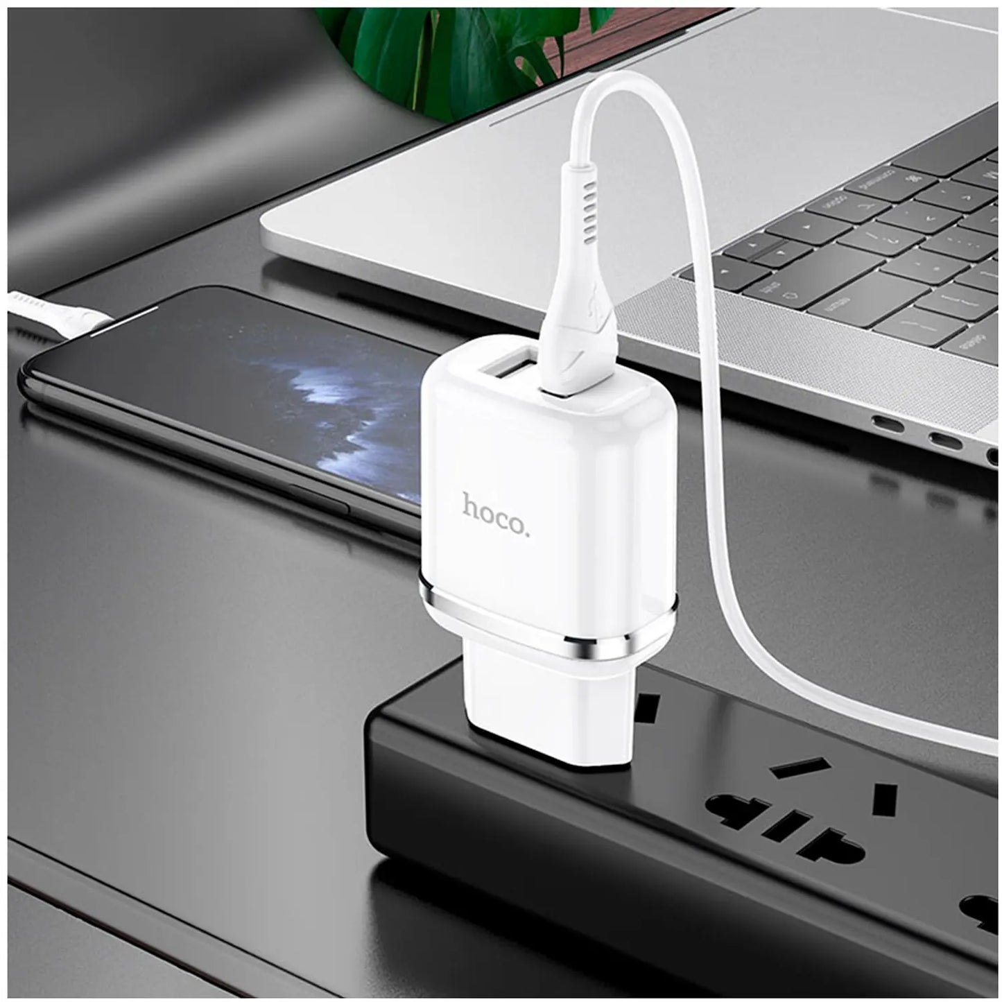 Cargador de Pared Hoco N4 2.4A Doble USB + Cable Lightning 1 m (Blanco)